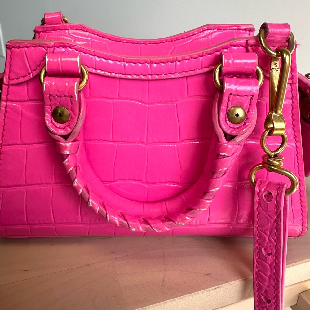 Balenciaga Neo Classic Nano Size In Bright Pink Croco Leather - Picture 5 of 11